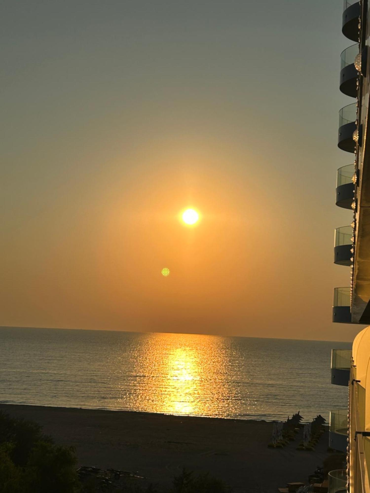 Studio Mamaia-Seaonbeach-By Mihaela Exterior photo